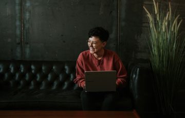 6 أشياء يمكنكم القيام بها وأنتم في المنزل أثناء انتشار وباء كوفيد 19 COVID-19