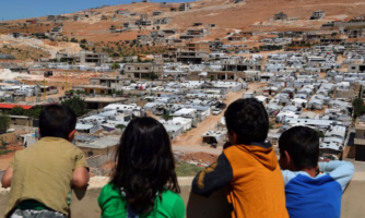 لبنان: يجب على السلطات وقف عمليات الترحيل غير القانونية للاجئين السوريين