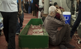 مصر: ذكرى مرور ‘عقد من العار’ على مقتل المئات في مذبحة رابعة وسط إفلات من العقاب