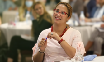 تونس: أسقطوا حكم الإدانة الصادر عن محكمة عسكرية بحق الناشطة البارزة شيماء عيسى