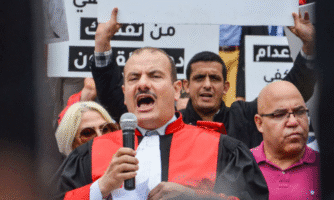 تونس: يجب على السلطات وضع حد لمضايقة القاضي أنس الحمادي