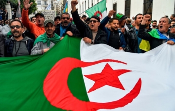 Algérie. Le processus de réforme constitutionnelle écorné par la répression