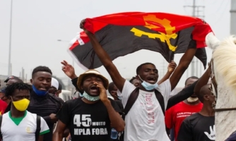 Angola: Justice pour 11 victimes de violences policières
