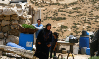 Cisjordanie occupée: Les habitants de zanuta doivent pouvoir revenir dans leur village