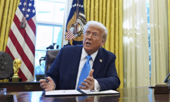 38 organisations de la société civile mondiale présentent un argumentaire conjoint dans le cadre d’une action en justice engagée aux États-Unis pour contester la légalité des sanctions de Donald Trump contre la CPI 